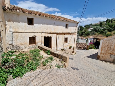 For Sale: Village House in Los Romanes Beds: 3 Baths: 1 Price: 79,950€