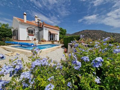 For Sale: Villa in Venta Baja Beds: 3 Baths: 2 Price: 265,000€