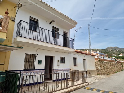 For Sale: Village House in Venta Baja Beds: 2 Baths: 1 Price: 70,000€
