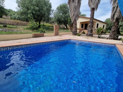 For Sale: Villa in Vinuela Beds: 2 Baths: 1 Price: 225,000€