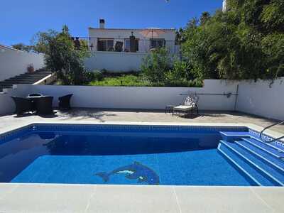 For Sale: Villa in Vinuela Beds: 3 Baths: 2 Price: 347,500