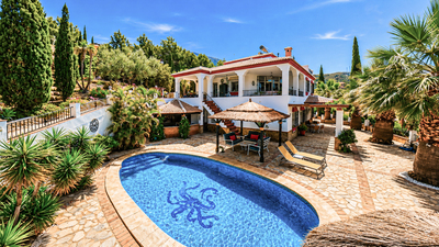 For Sale: Villa in Alcaucin Beds: 6 Baths: 5 Price: 695,000